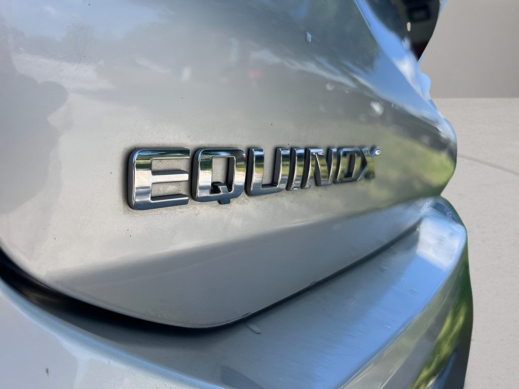Used 2019 Chevrolet Equinox LT w/ Driver Convenience Package FWD image 12