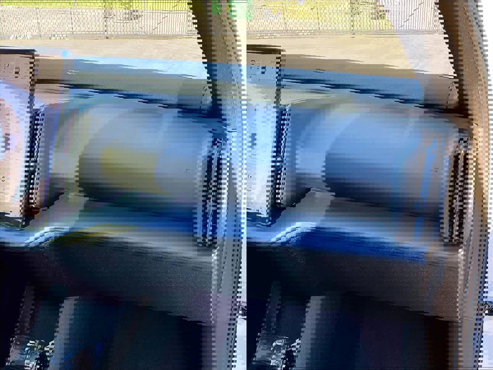 New 2026 Volvo EX30 Plus w/ Climate Package image 28