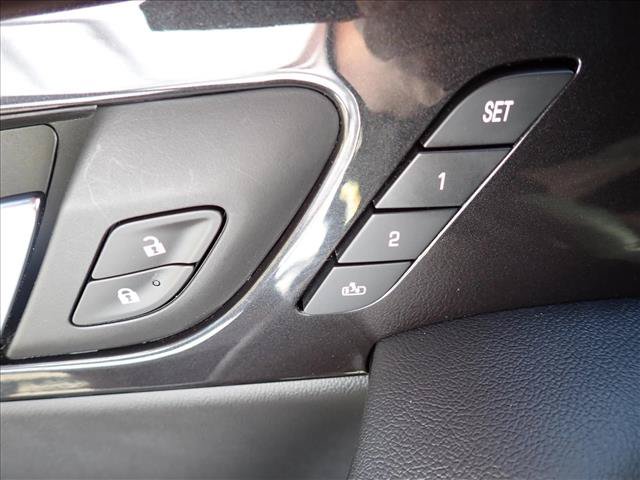 Used 2019 Chevrolet Blazer RS FWD image 17