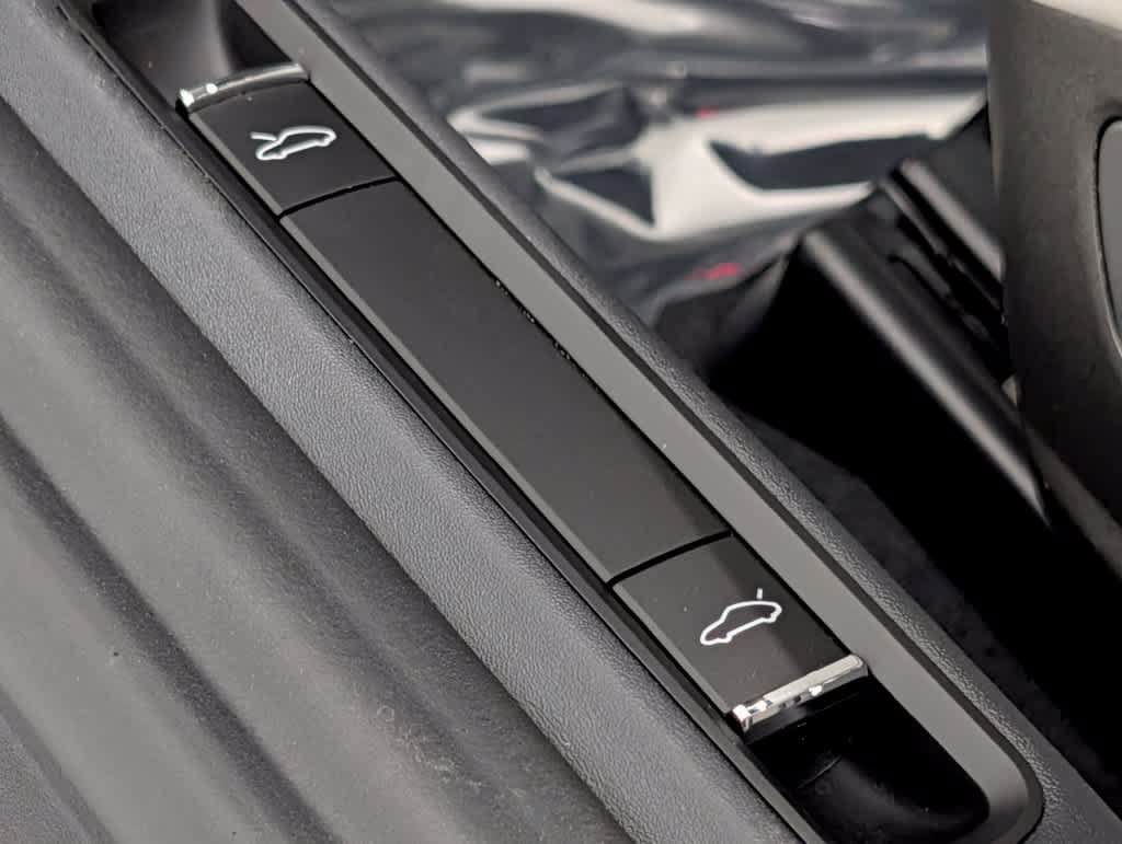 Used 2025 Porsche 718 Cayman GTS RWD image 23