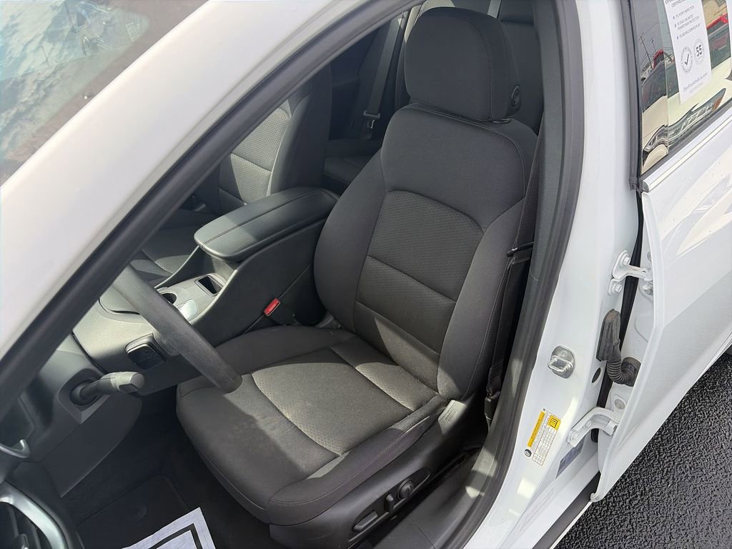 Used 2021 Chevrolet Malibu LT FWD image 17