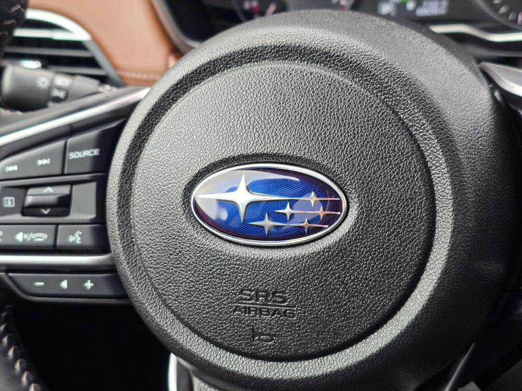 Certified 2025 Subaru Outback Touring AWD/4WD image 33