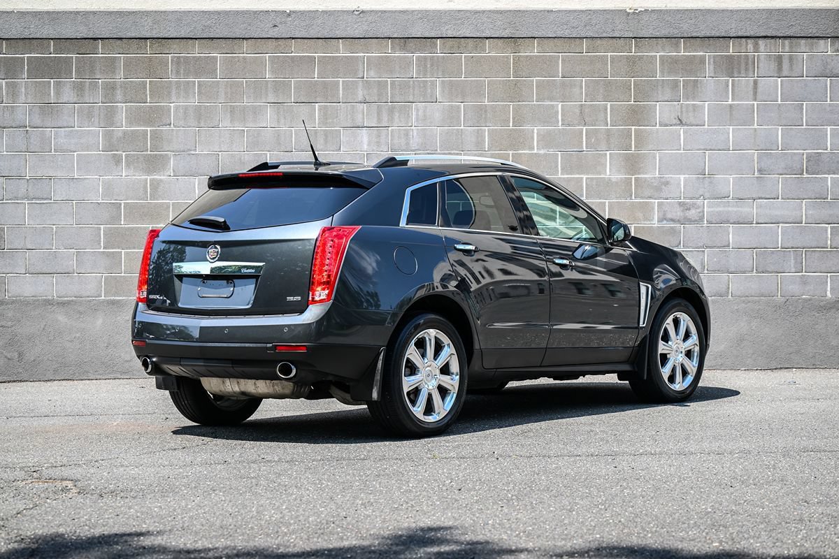Used 2014 Cadillac SRX Performance w/ Driver Awareness Package AWD/4WD image 3