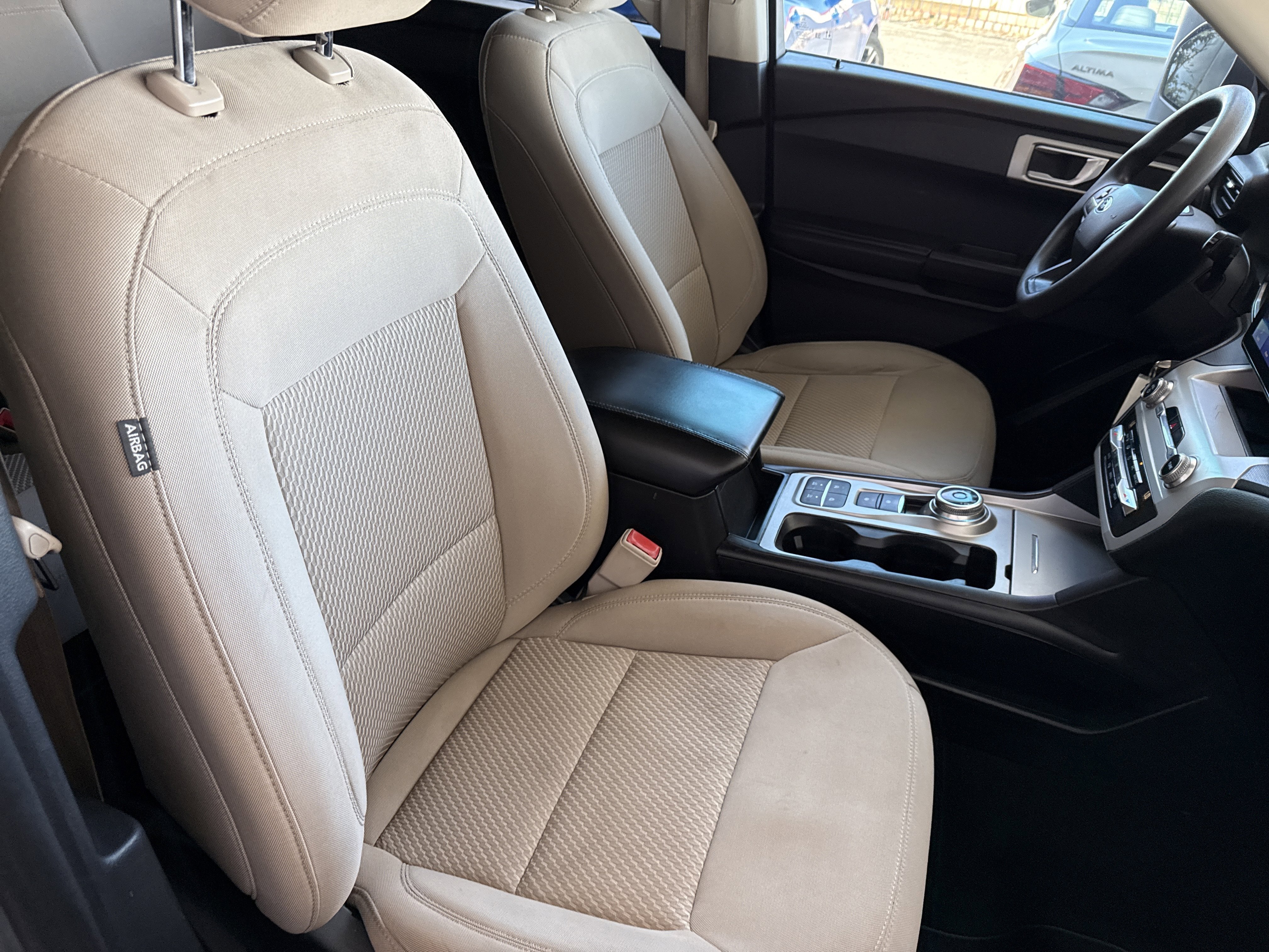 Used 2021 Ford Explorer 2WD image 19
