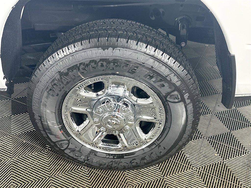 New 2025 RAM 2500 Tradesman w/ Chrome Appearance Group image 17