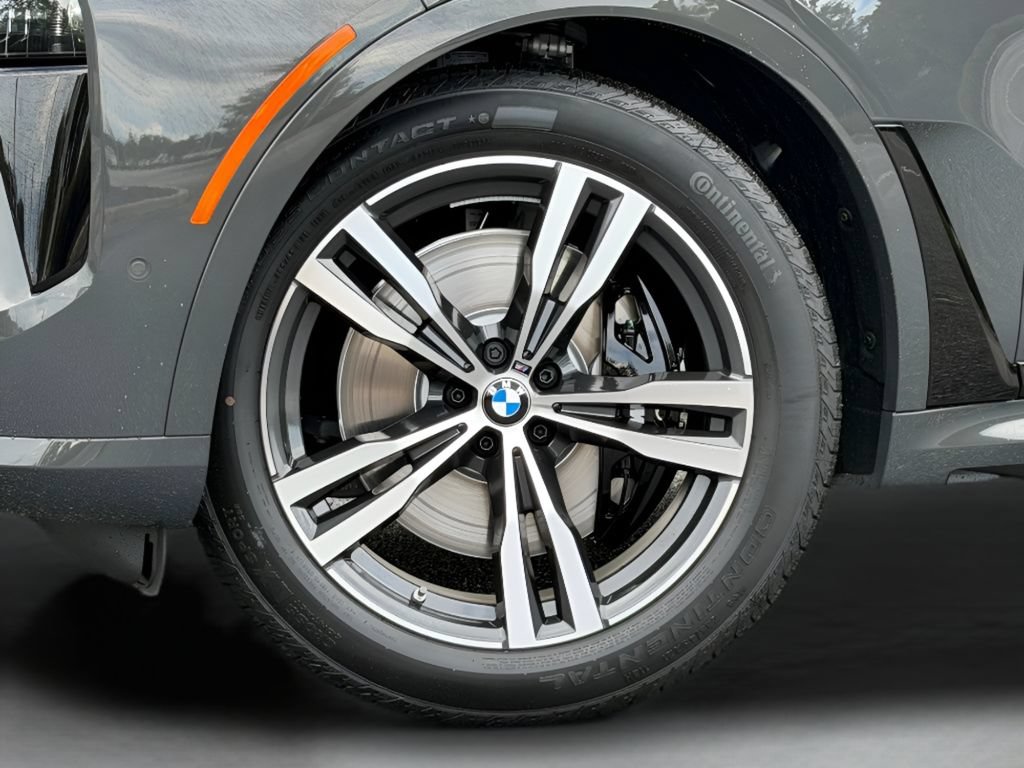 New 2027 BMW X7 xDrive40i w/ Executive Package AWD/4WD image 28