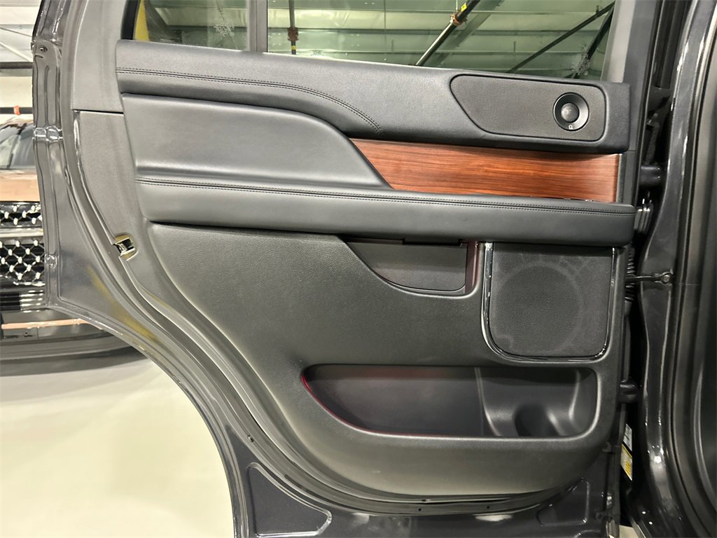 Certified 2022 Lincoln Navigator Reserve image 20