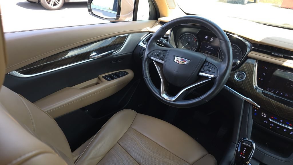 Used 2022 Cadillac XT6 Premium Luxury w/ Platinum Package FWD image 26