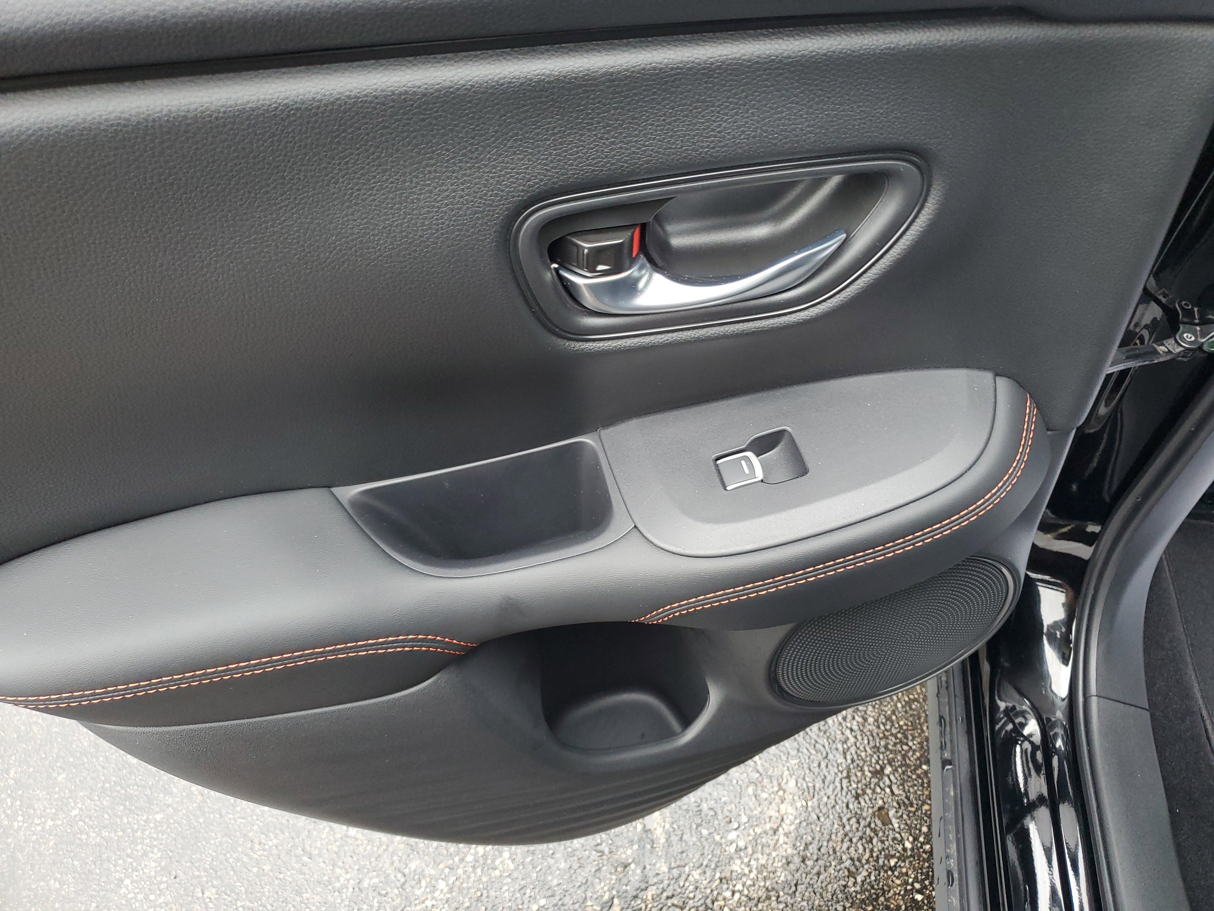 Used 2025 Honda HR-V Sport image 31