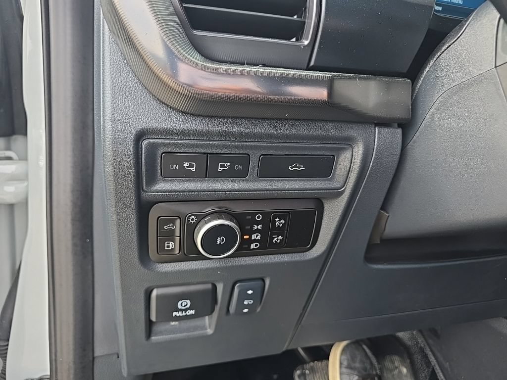Used 2024 Ford F150 Lariat w/ Equipment Group 502A High AWD/4WD image 25
