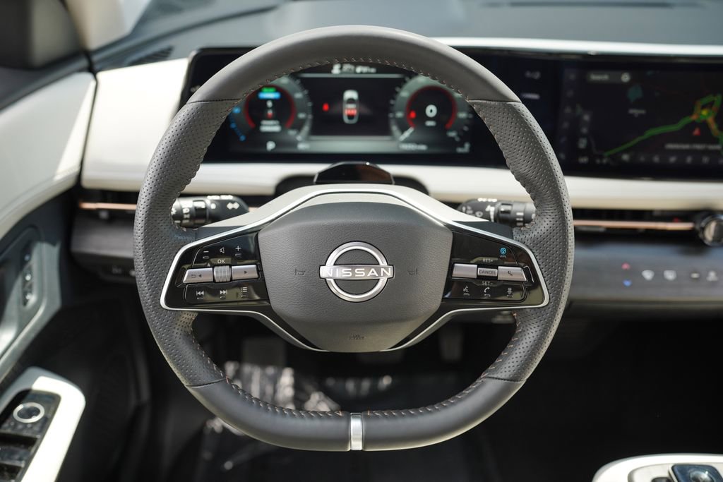 Used 2023 Nissan Ariya FWD image 28