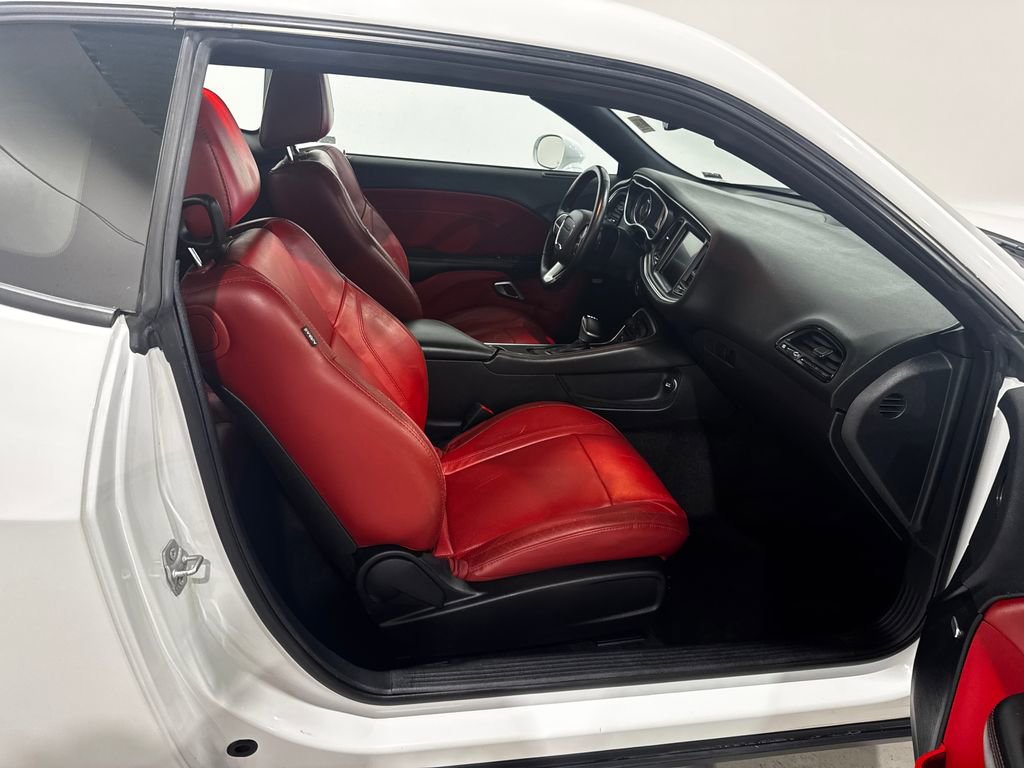 Used 2015 Dodge Challenger SXT Plus w/ Sound Group II image 21