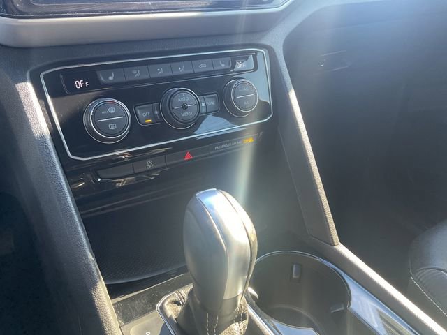 Used 2023 Volkswagen Atlas Cross Sport SE w/ Black Wheel Package image 32