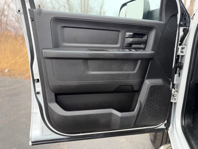 Used 2018 RAM 3500 Tradesman w/ Chrome Appearance Group image 18