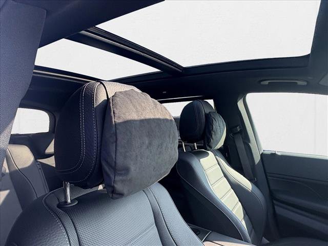 New 2026 Mercedes-Benz GLS 580 4MATIC image 26