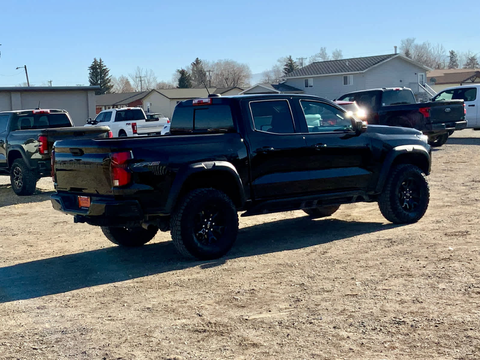 Certified 2025 Chevrolet Colorado ZR2 w/ Midnight Edition image 5