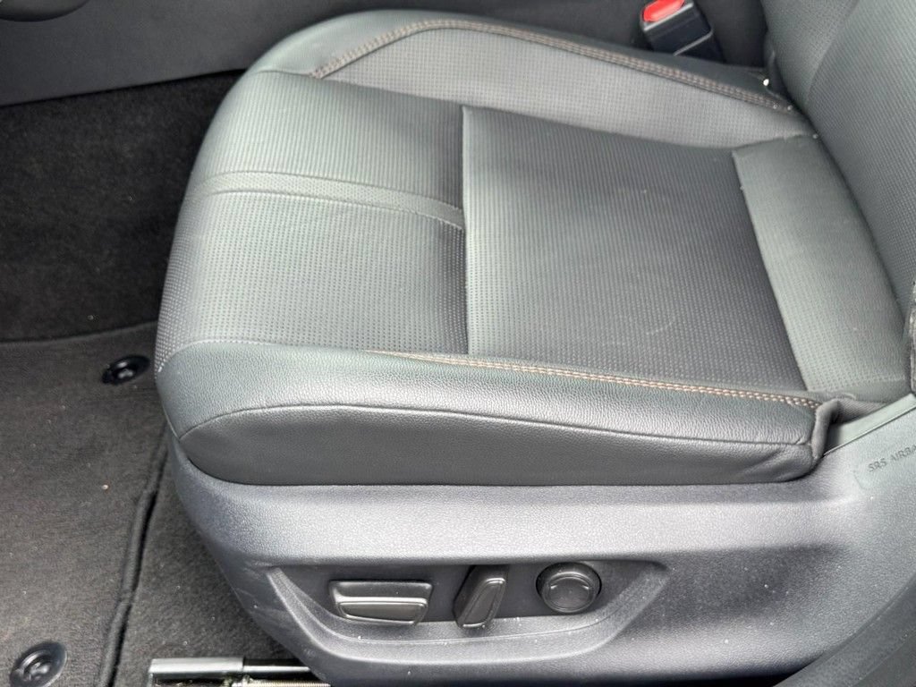 Used 2026 Toyota Camry XLE FWD image 23