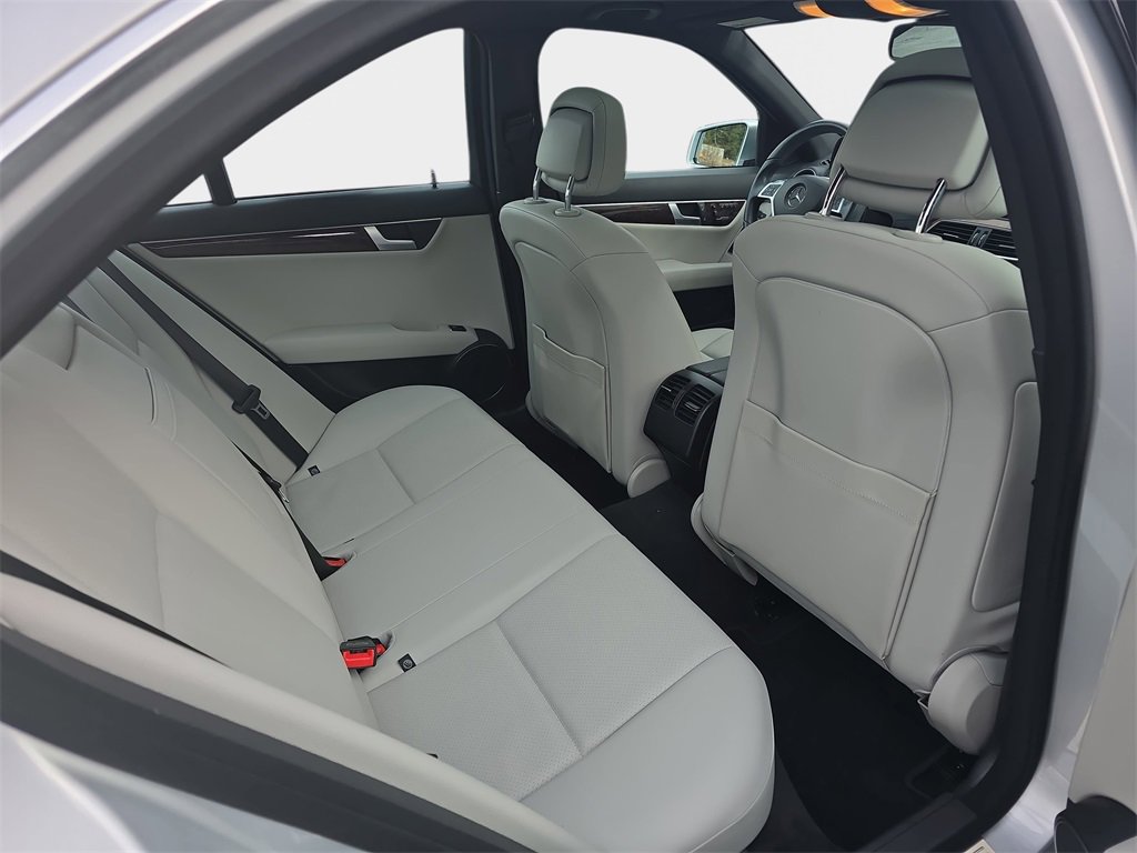 Used 2013 Mercedes-Benz C 250 Sedan image 11