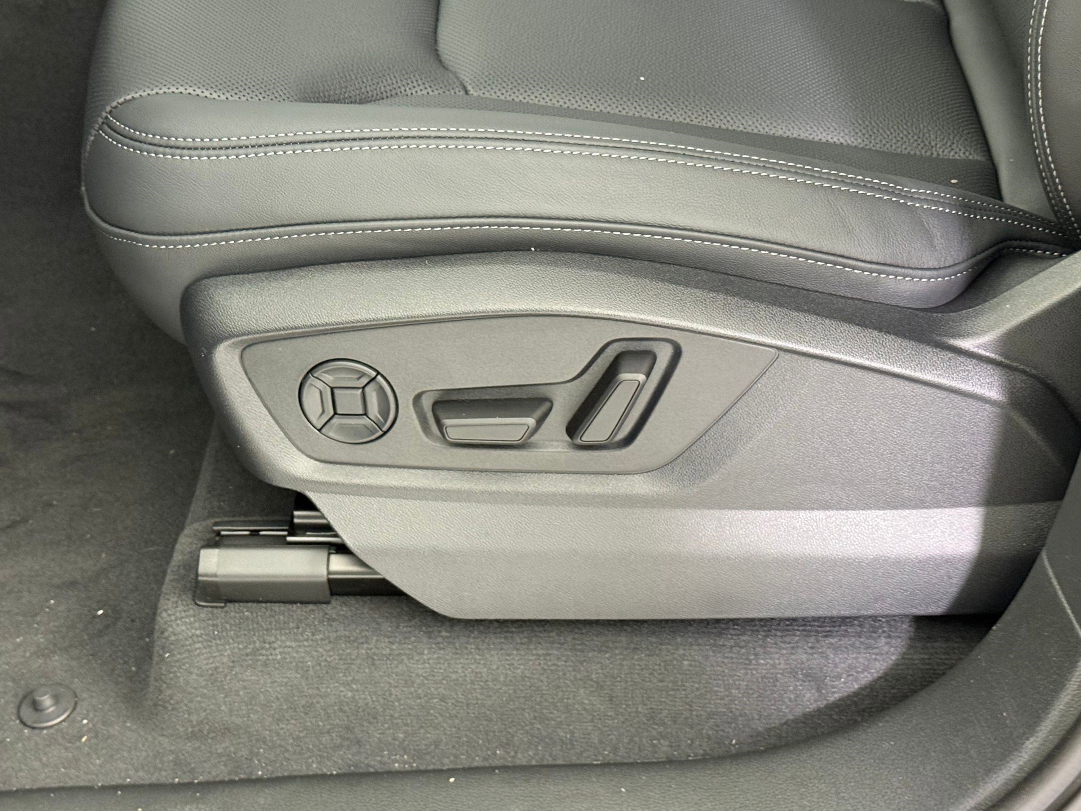 New 2026 Audi Q7 3.0T Premium Plus AWD/4WD image 15