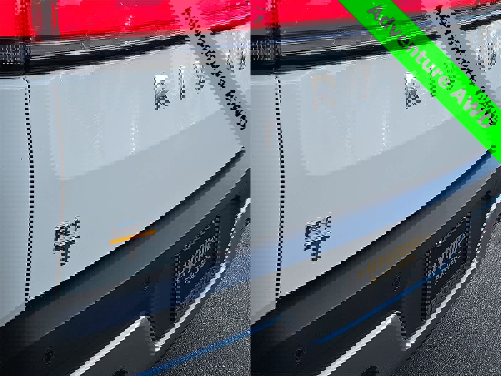 Used 2022 Rivian R1T Adventure image 11