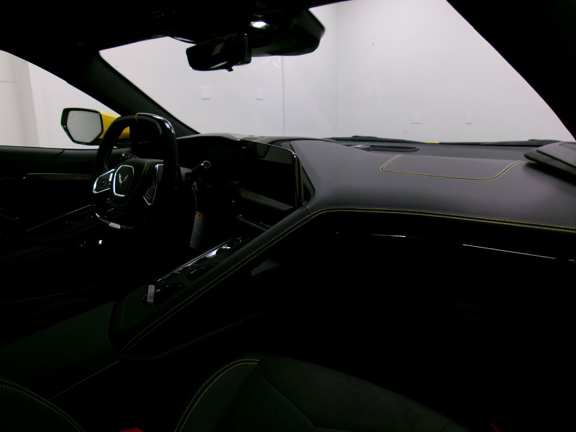 New 2026 Chevrolet Corvette ZR1 w/ ZR1 Carbon Fiber Aero Package RWD image 15