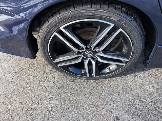 Used 2017 Honda Accord Sport Special Edition image 39