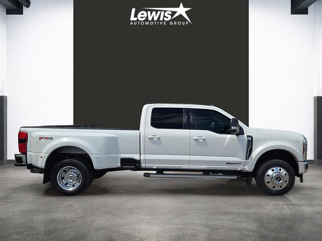 Used 2025 Ford F450 Lariat w/ FX4 Off-Road Package AWD/4WD image 5