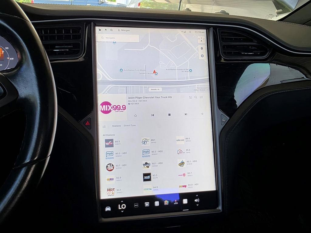 Used 2018 Tesla Model X 75D AWD/4WD image 23