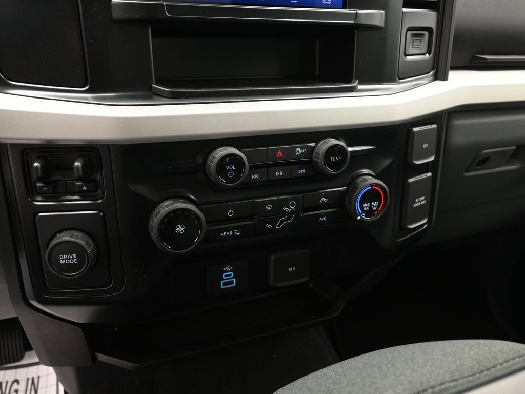 New 2026 Ford F350 XLT RWD image 15