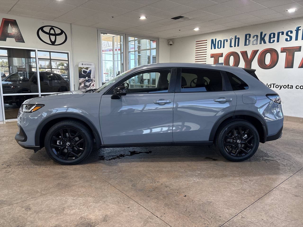 Used 2024 Honda HR-V Sport image 7