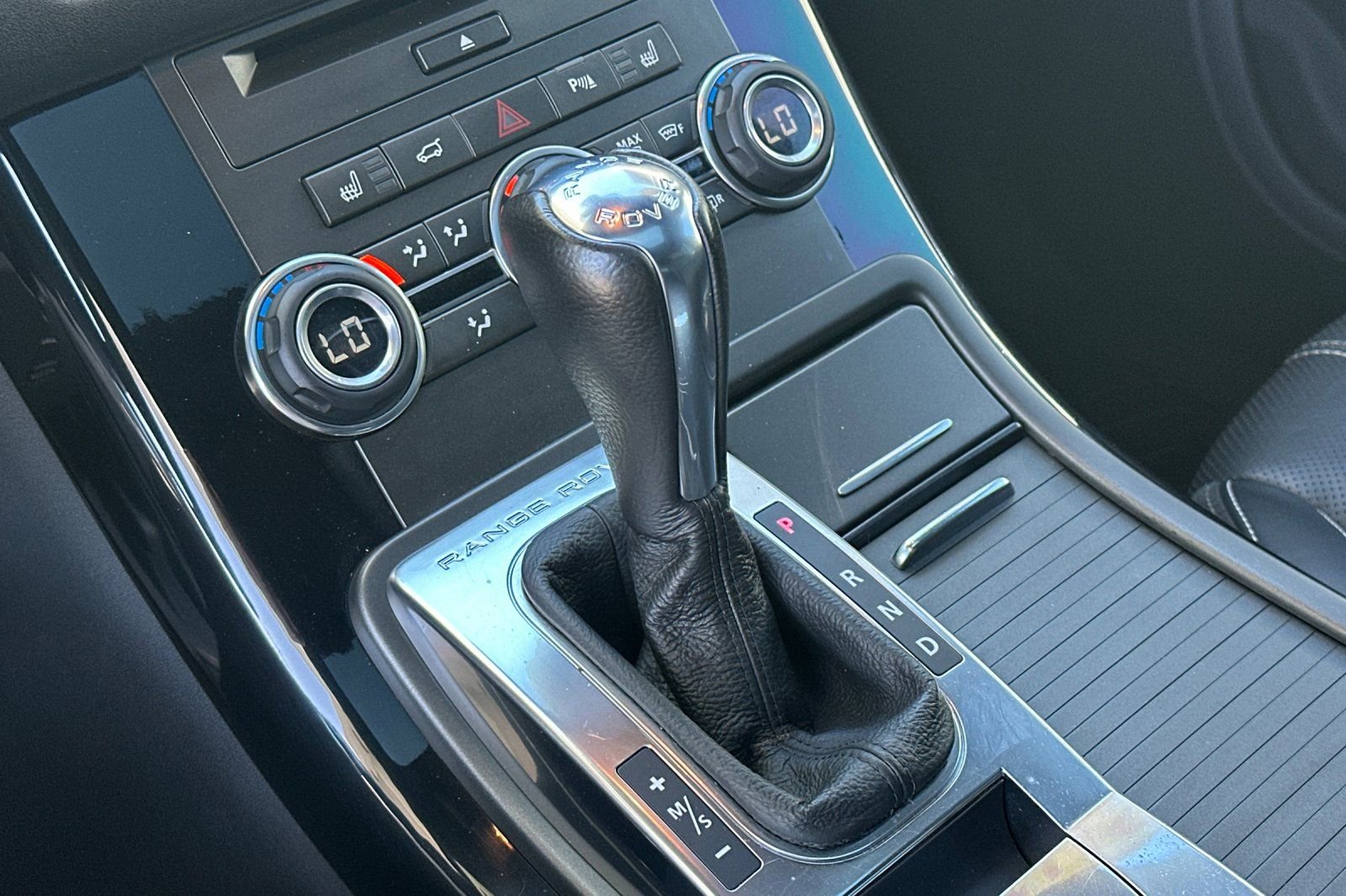 Used 2013 Land Rover Range Rover Sport Supercharged AWD/4WD image 25