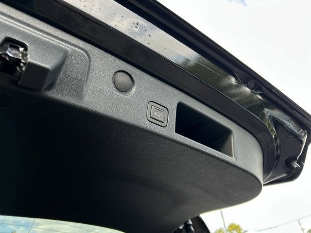 New 2027 Chevrolet Equinox RS w/ Safety and Technology Package AWD/4WD image 11