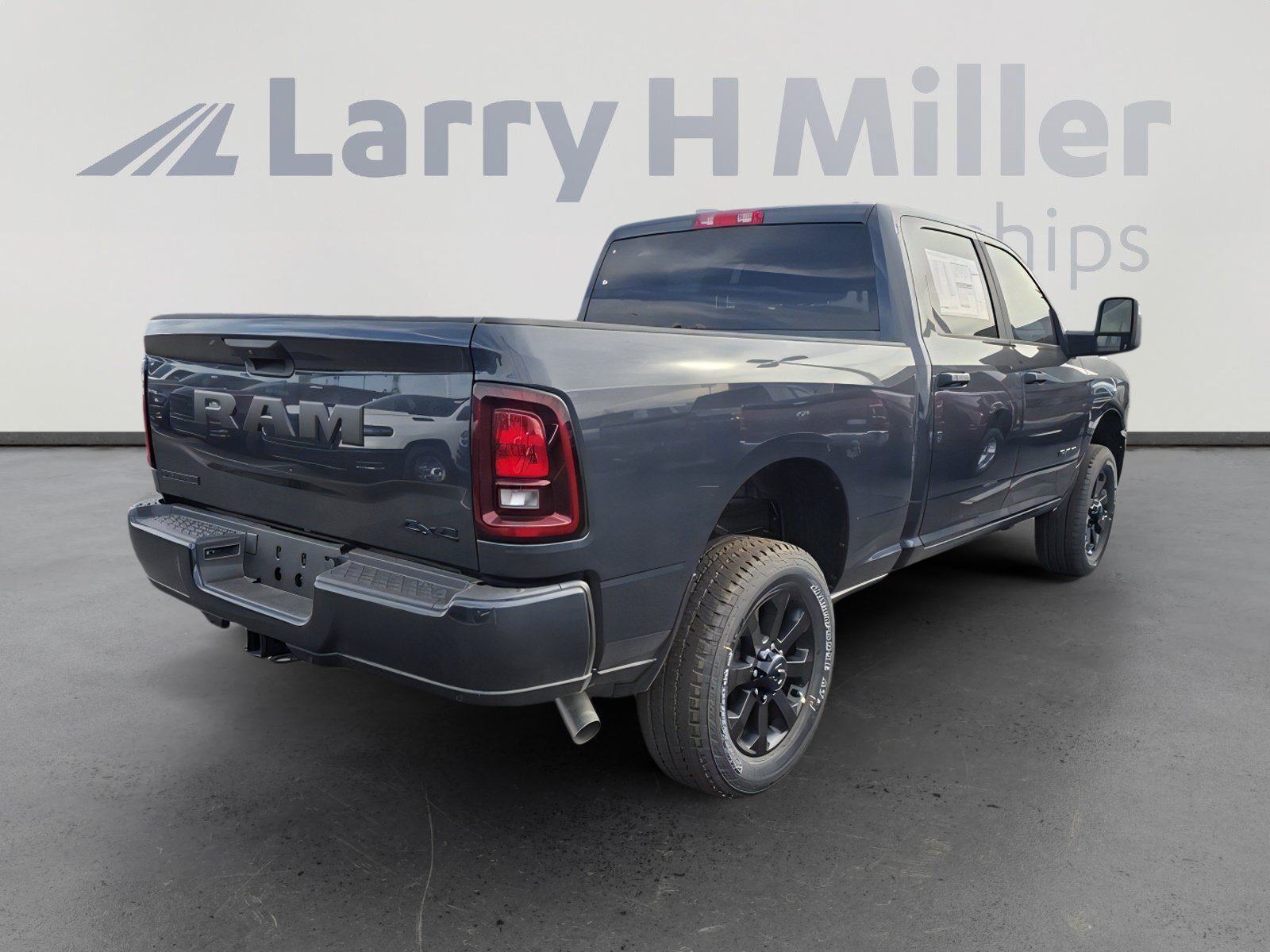 New 2026 RAM 2500 Big Horn AWD/4WD image 5