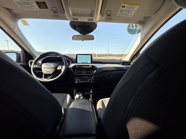 Used 2022 Ford Escape SE w/ SE Sport Appearance Package image 36