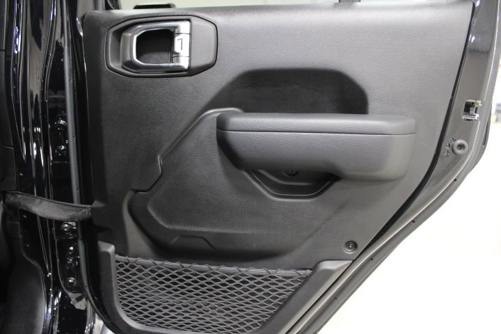 Used 2023 Jeep Gladiator Mojave w/ Cold Weather Group AWD/4WD image 24