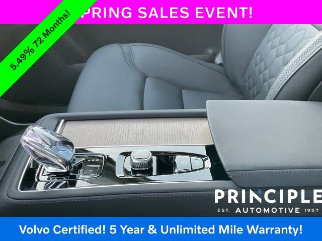 Certified 2025 Volvo XC90 B5 Plus AWD/4WD image 18