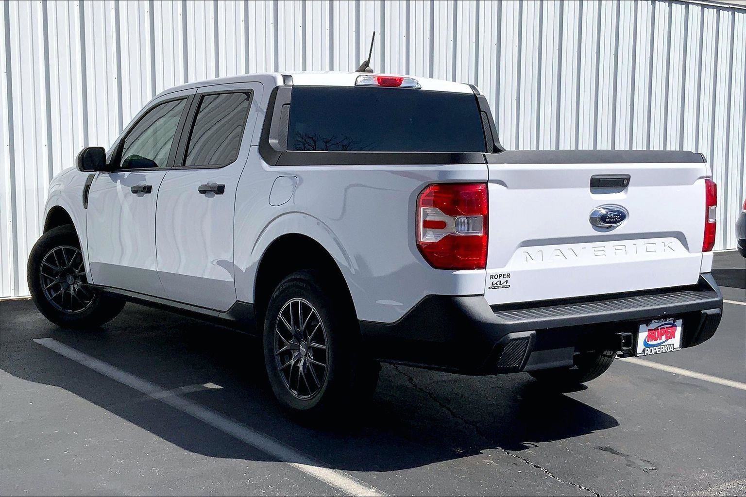 Used 2022 Ford Maverick XL image 9