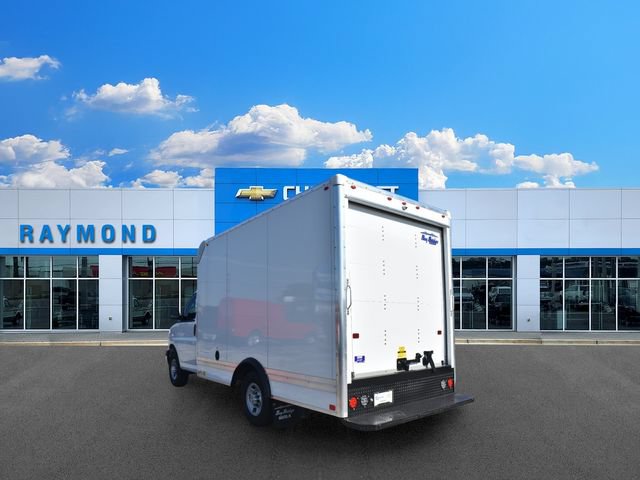 New 2026 Chevrolet Express 3500 w/ Power Convenience Package RWD image 6