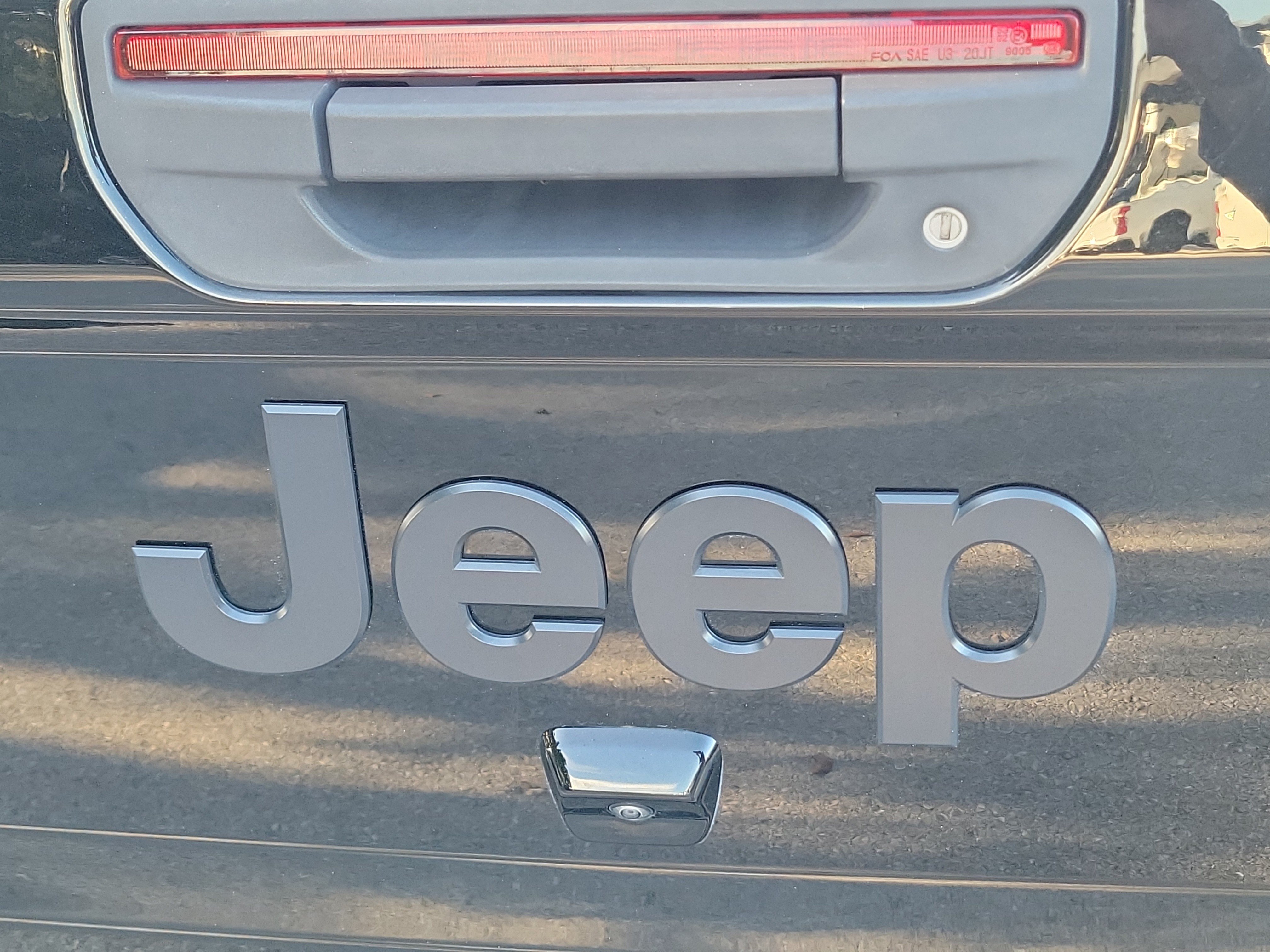 Used 2022 Jeep Gladiator Sport AWD/4WD image 29
