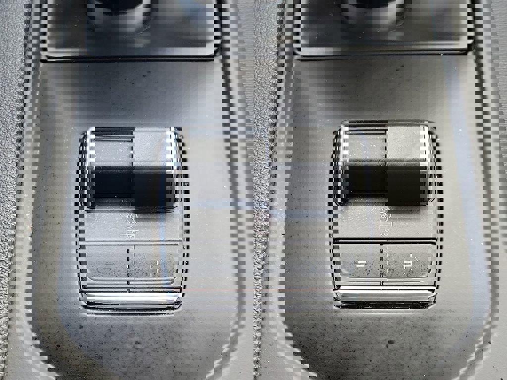 Used 2022 GMC Sierra 1500 AT4 w/ AT4 Preferred Package image 36