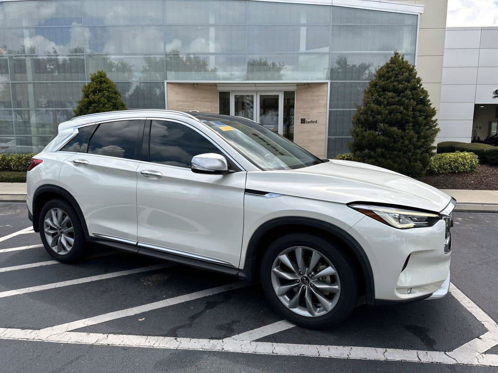 Used 2021 INFINITI QX50 Luxe w/ Accent Package