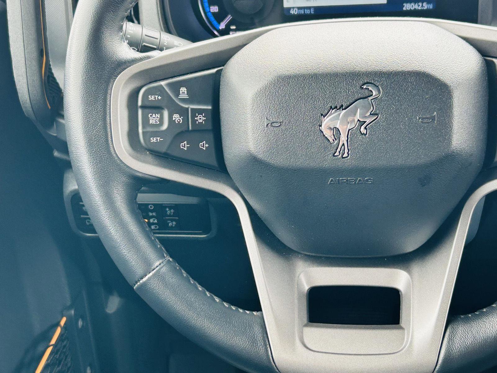 Used 2024 Ford Bronco Badlands image 18