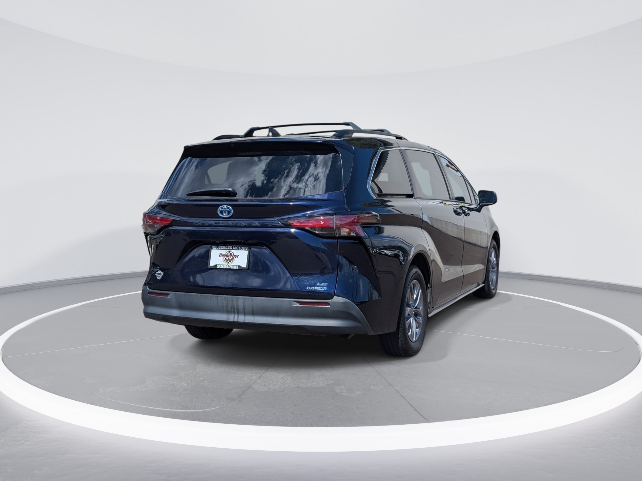 Used 2022 Toyota Sienna LE FWD image 7