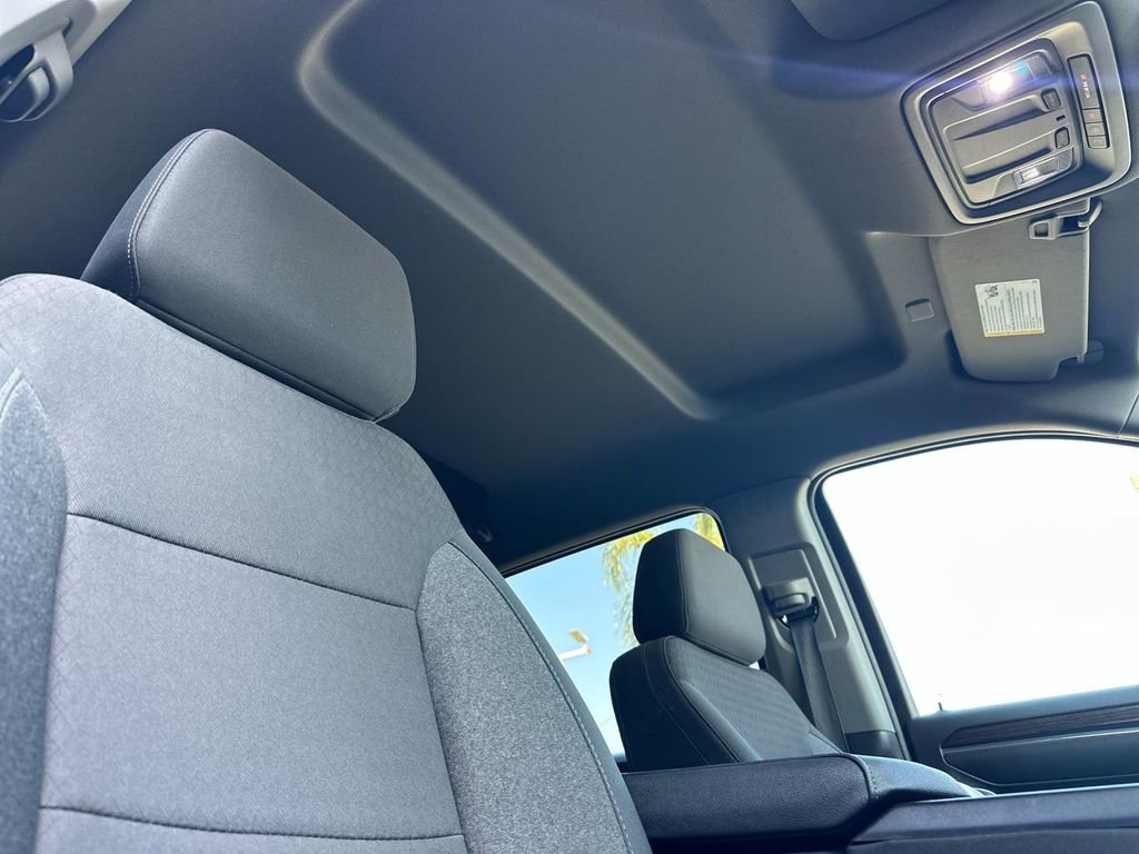 Used 2024 GMC Sierra 1500 Elevation image 17