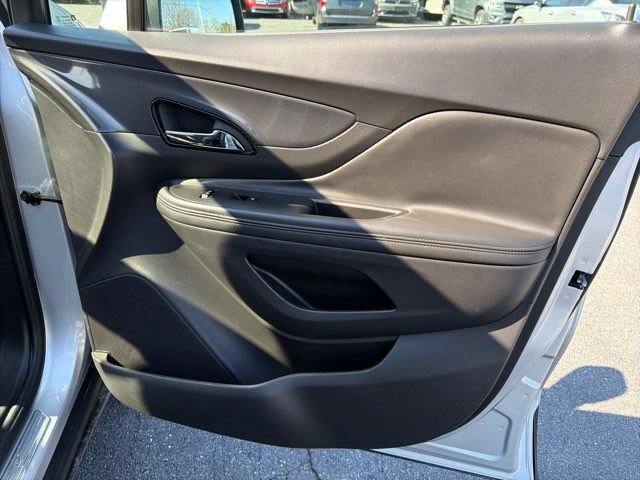 Used 2018 Buick Encore Preferred image 20
