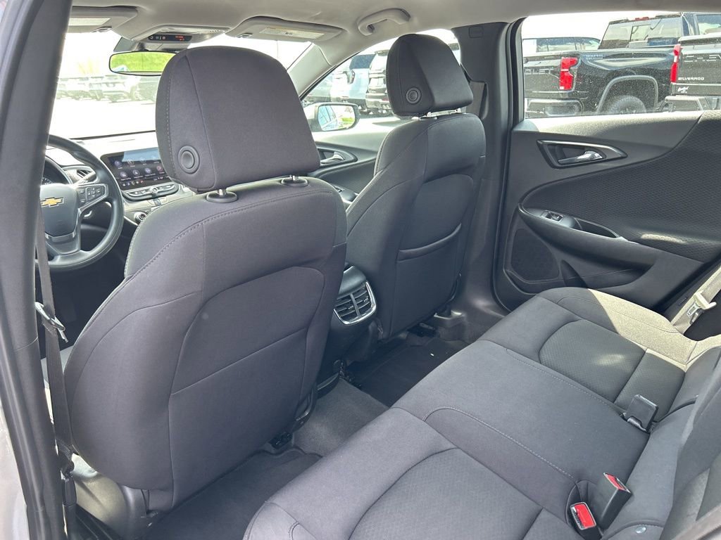 Used 2024 Chevrolet Malibu LT FWD image 38