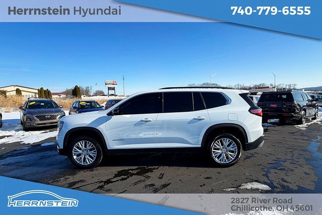 Used 2024 GMC Acadia Elevation image 4