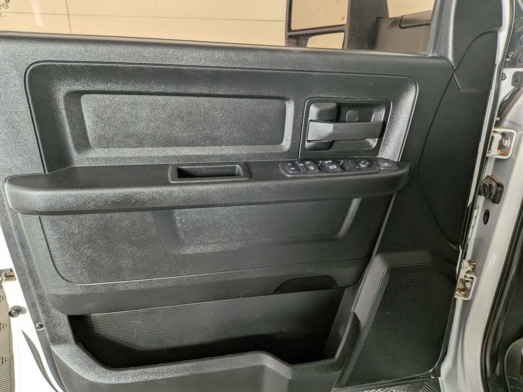 Used 2023 RAM 5500 Tradesman w/ Max Tow Package image 13