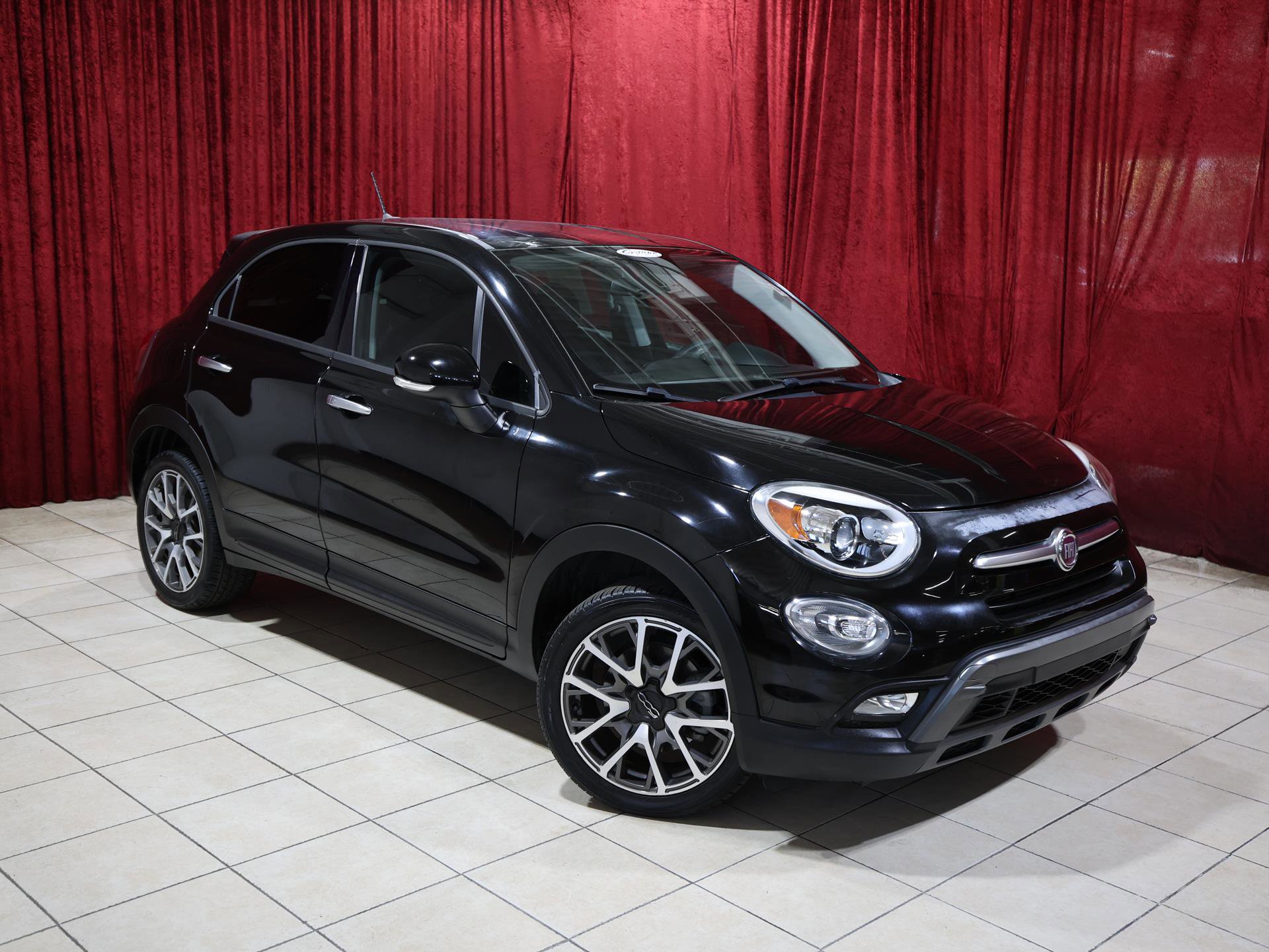 Used 2017 FIAT 500X Trekking image 2