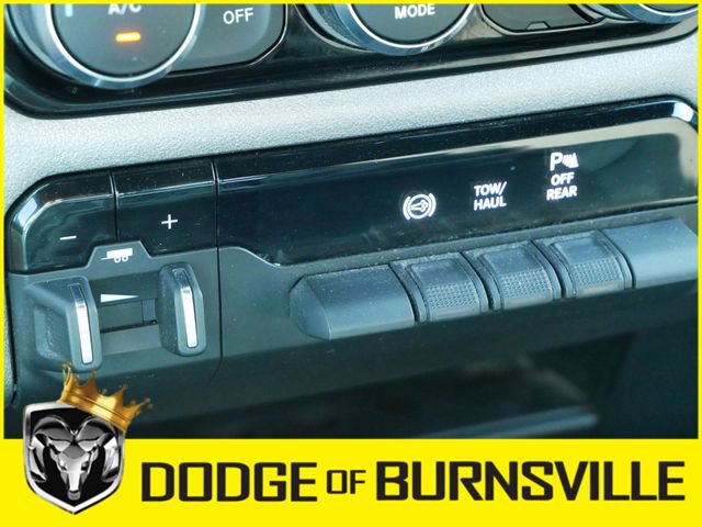 Used 2024 RAM 3500 Tradesman w/ Chrome Appearance Group image 27